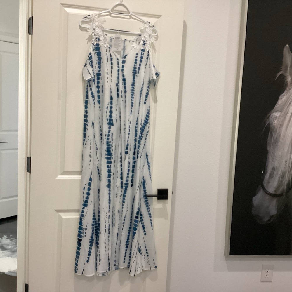 White and Blue Tie-Dye Maxi Dress with Floral Shoulder Detail - Size.   - NWT